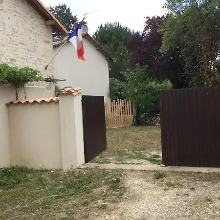 Prázdninový dům Bienvenue Chez Nous Mairé-l'Eveseault